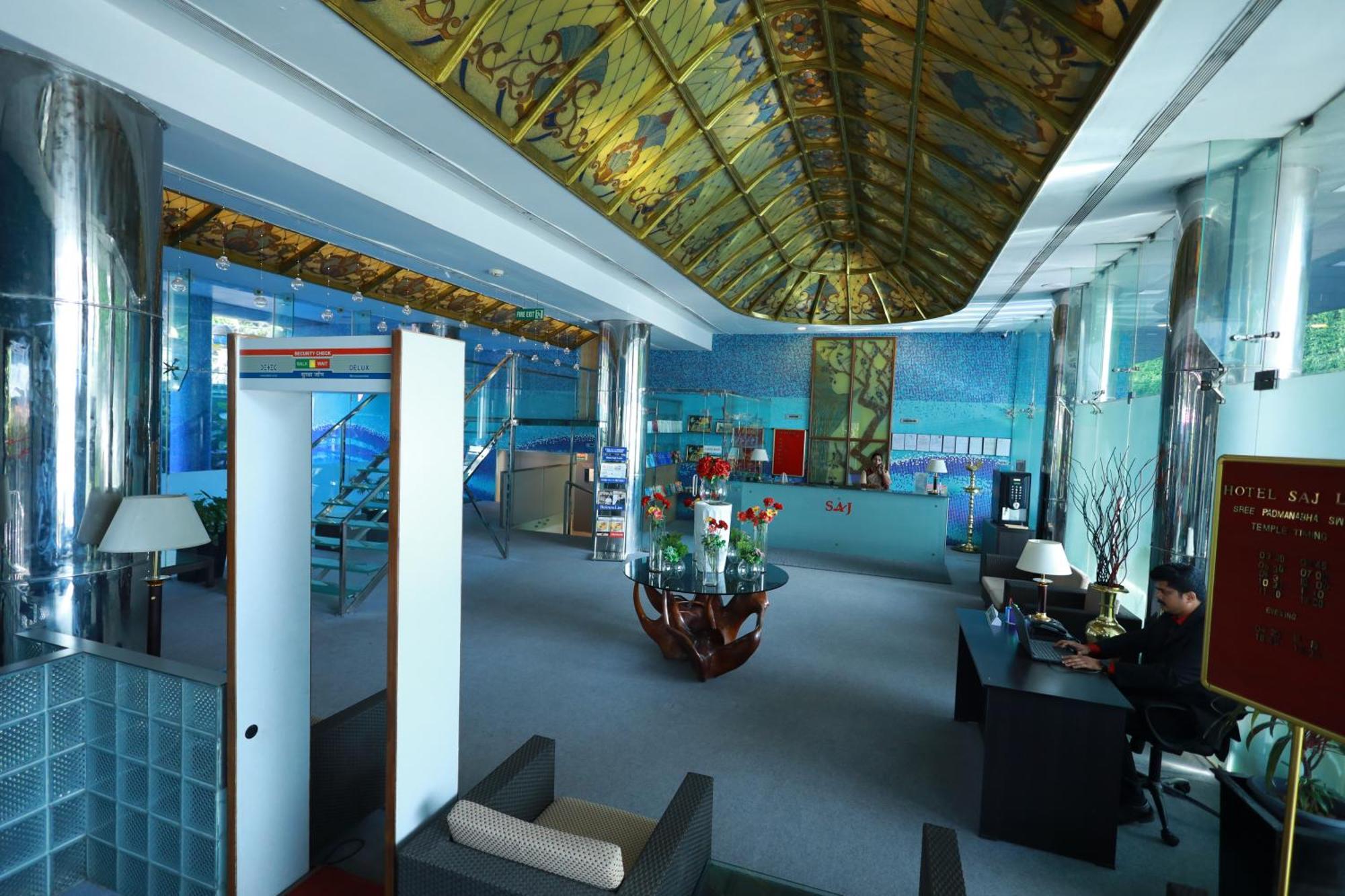 Saj Luciya -A Classified 4 Star Hotel Thiruvananthapuram Buitenkant foto